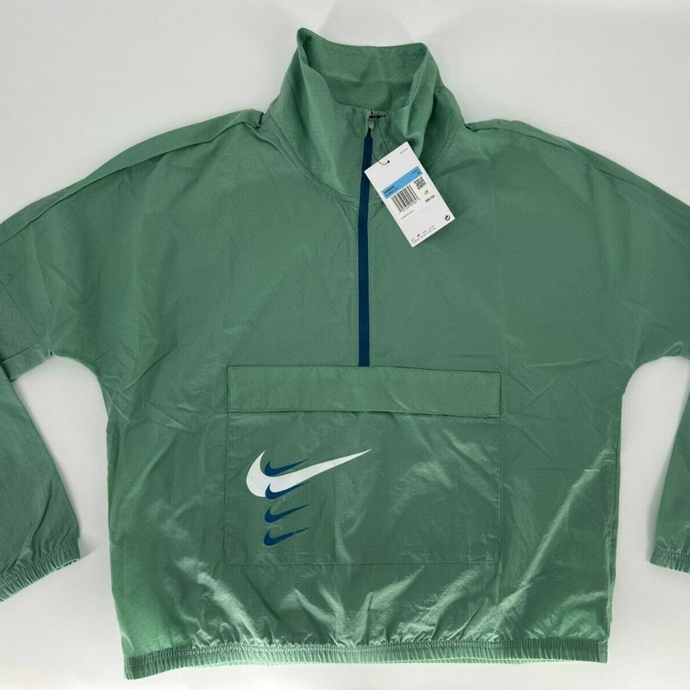Nike Women's Swoosh Run Half Zip Pullover: Dutch green